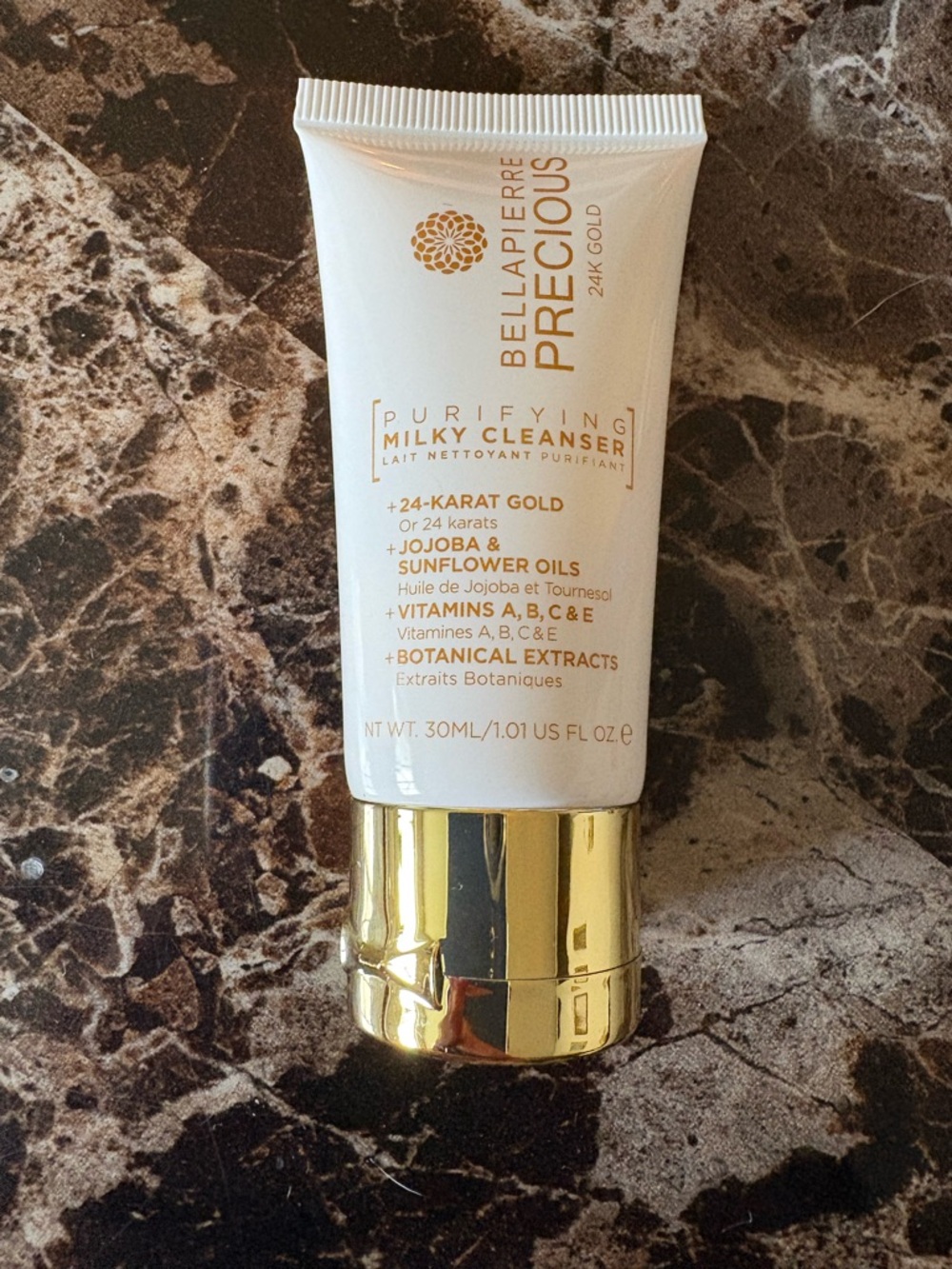 bellapierre PRECIOUS 24K Purifying Milky Cleanser